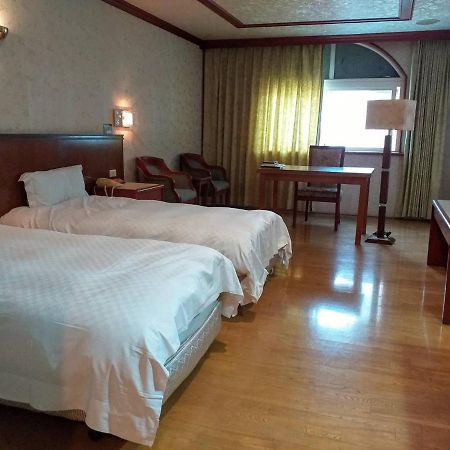 Nikaido Business Hotel Minxiong Екстериор снимка