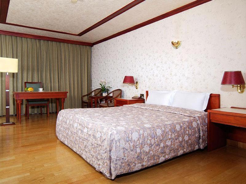 Nikaido Business Hotel Minxiong Екстериор снимка